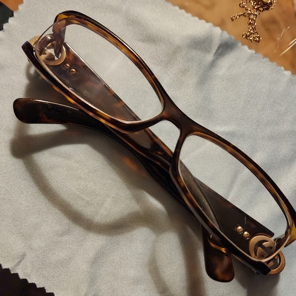 Auth Gucci Tortoise Shell Eyeglasses. - Picture 4 of 6